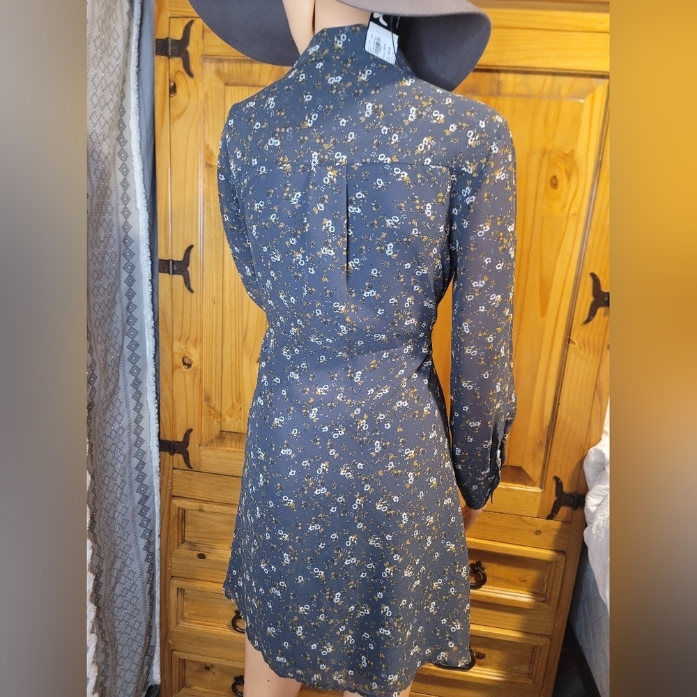 Frank‎ And Oak Floral Dark Grey Dress - Picture 4 of 6